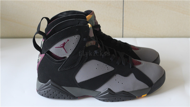 Air Jordan 7 Retro Bordeaux